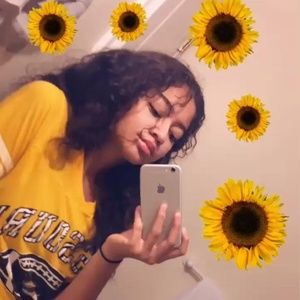 Meet your Posher, Jhameca